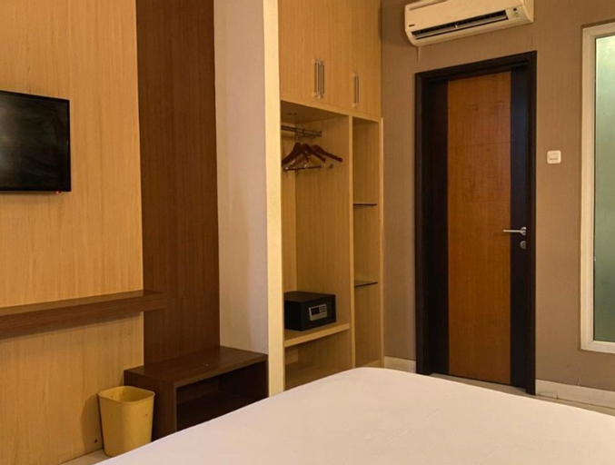Bedroom 12