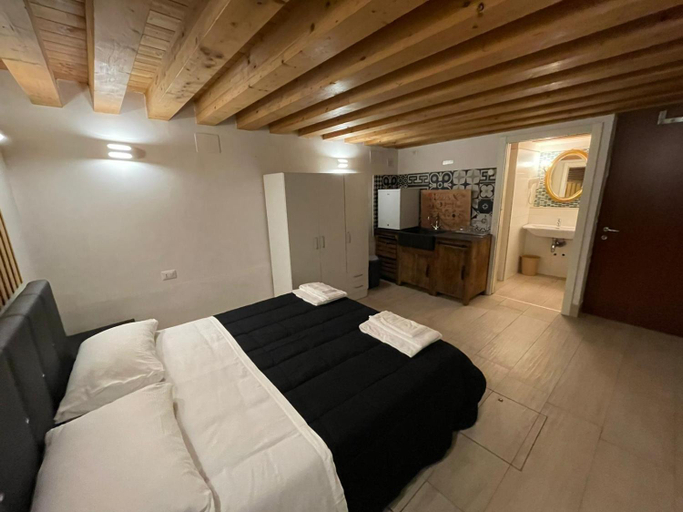 Others 5, Dimora Blu Suite, Venezia