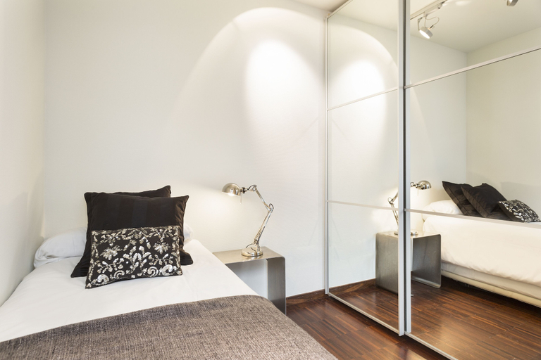 Bedroom 3, My Space Barcelona Executive Apartments Center, Barcelona