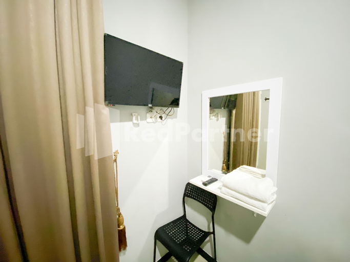 Bedroom 27