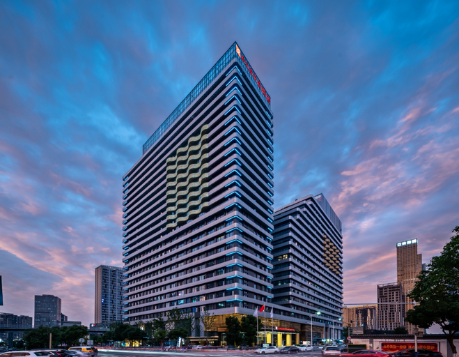 Exterior & Views 2, Hilton Garden Inn Nanchang Honggutan, Nanchang