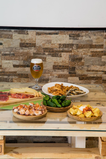 Food & Drinks 4, Hostal Oliveta, Barcelona