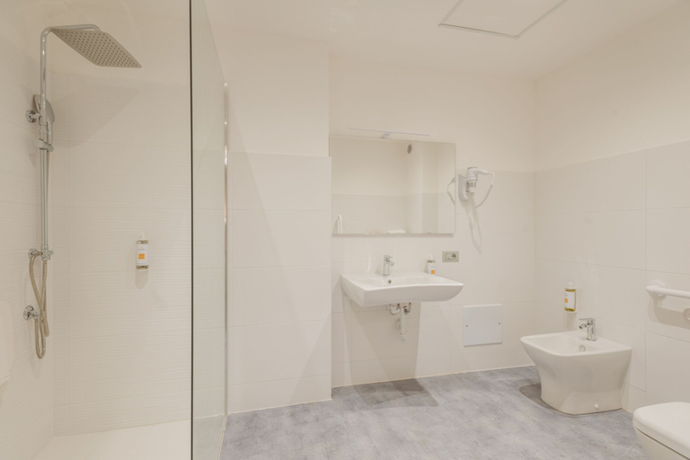 Bathroom 5, Hotel Calabona, Sassari