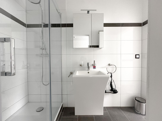 Bathroom 5