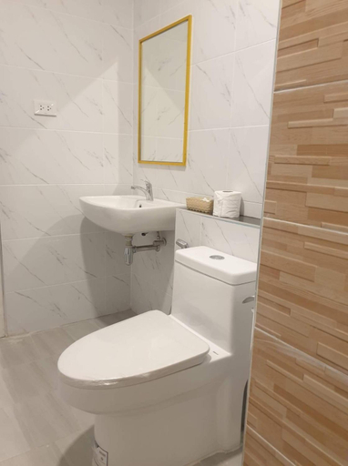 Bathroom 3, Sritrang Residence, Hat Yai