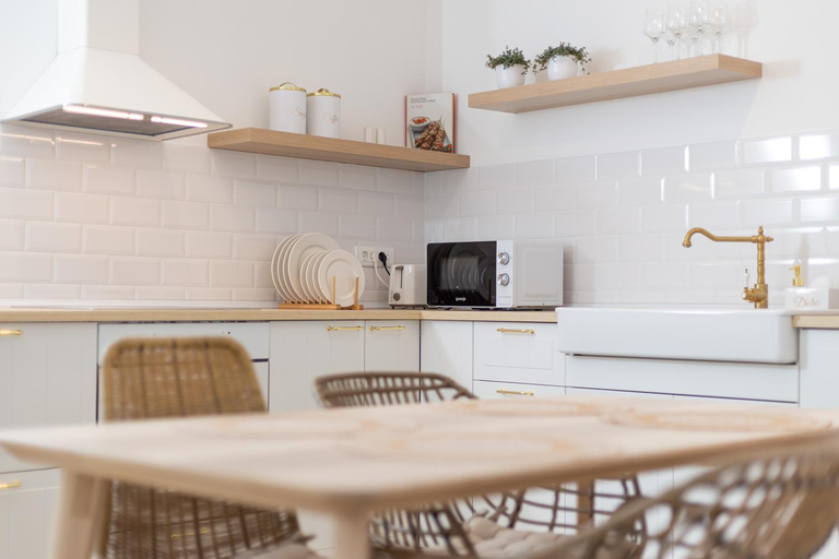 Kitchen 5, Sun and Sea Deluxe Apartments, Split