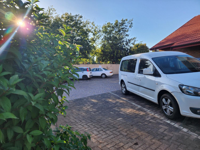 Others 4, SOUTHY INN BY THE LAKE, Ekurhuleni