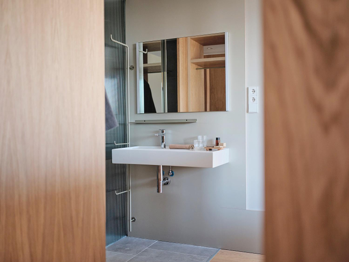 Bathroom 4, Qgat Restaurant Events & Hotel, Barcelona