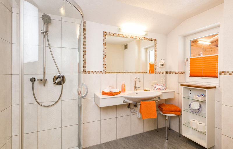 Bathroom, Landhaus Pichler, Reutte