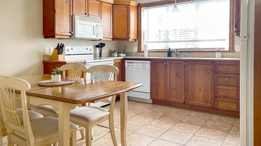 Others 4, The Mont-Tremblant Hideaway by InstantSuites, Les Laurentides