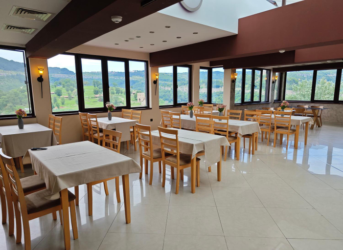Food & Drinks 3, The Hill, Veliko Tarnovo