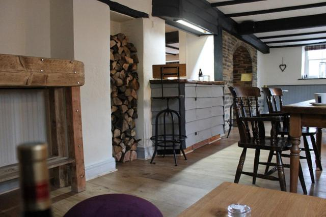 Food & Drinks 5, The Hatch Inn, Somerset