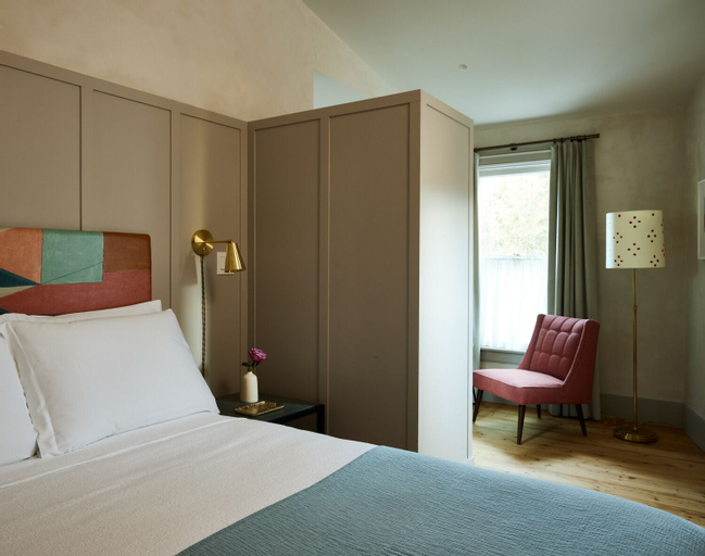 Bedroom 18