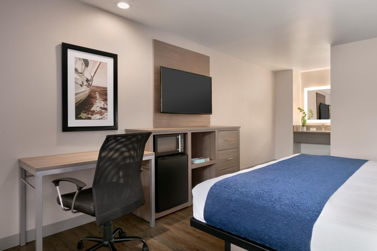 Bedroom 9