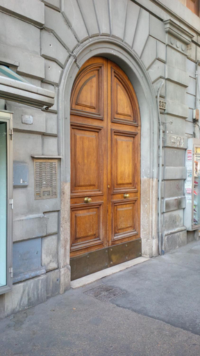 Entrance, Dante's in Vaticano, Rome