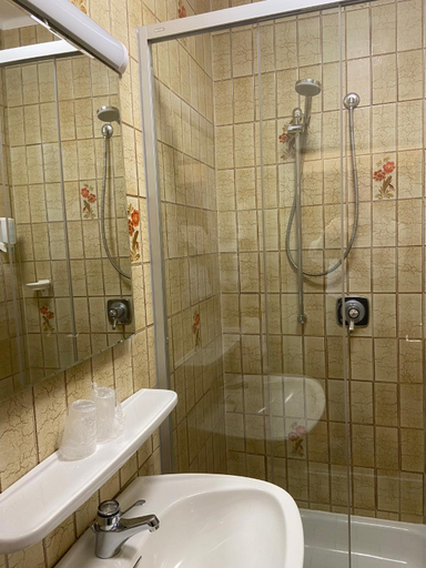 Bathroom 3, Hotel Gasthof WASTL, Bolzano