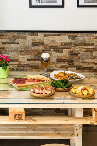 Food & Drinks 5, Hostal Oliveta, Barcelona