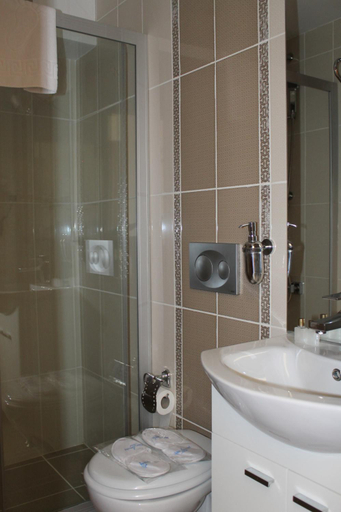 Bathroom 5, Blue Istanbul Hotel, Fatih