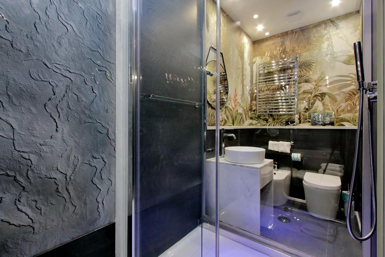 Bathroom 4, HELMIRAGE PIAZZA DI SPAGNA SUITE, Rome