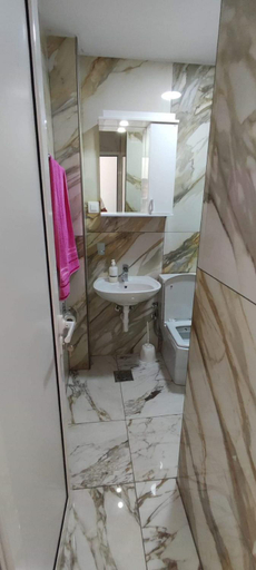 Bathroom 2, Villa Alba Apartments