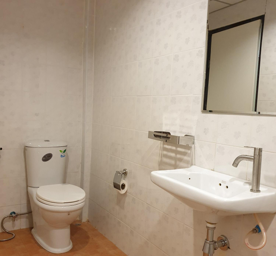 Bathroom 3, Cameron Island Resort, Palian