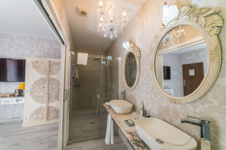 Bathroom 4, El Rey Moro Hotel Boutique, Sevilla
