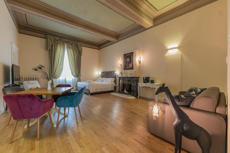 Guestroom, Aldrovandi Luxury Suites and Apartment, Bologna