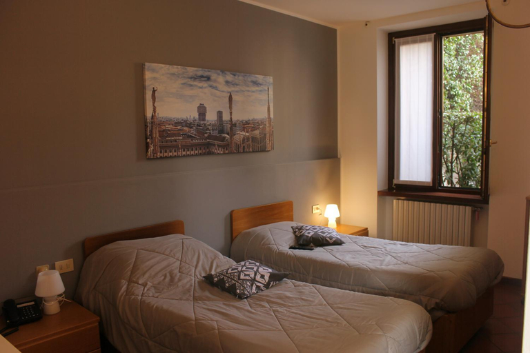 Bedroom 2, ALBERGO LA SCALETTA, Como