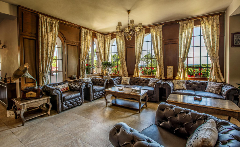 Public Area 3, Casa Timis - Wellness & Spa Resort, Bucov