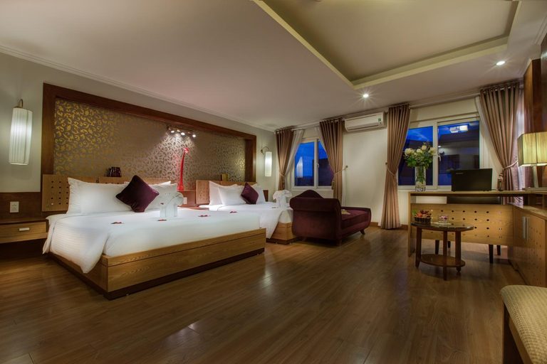 Others 3, La Storia Ruby Hotel, Hoàn Kiếm