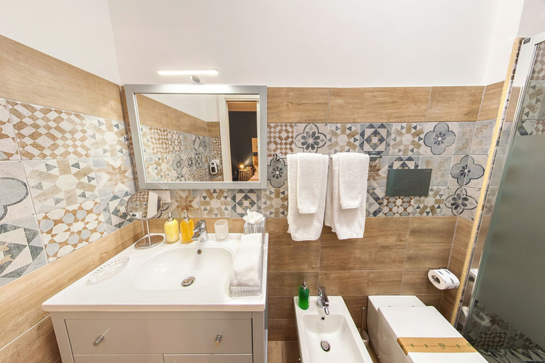 Bathroom 5, Maison de Famille, Palermo