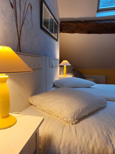 Bedroom 2, Trainefeuilles, Loir-et-Cher
