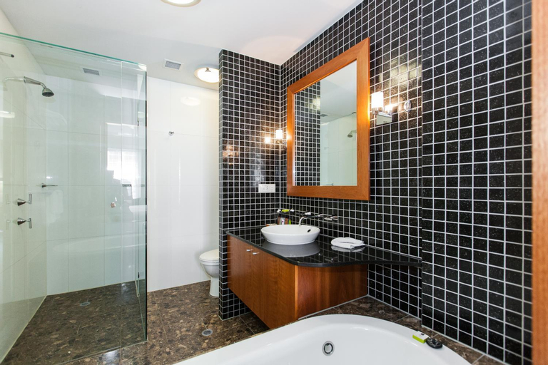 Bathroom 21