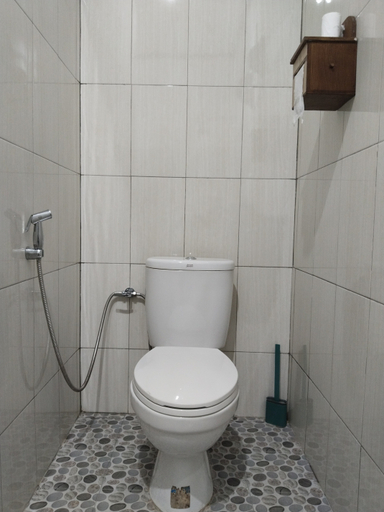 Bathroom 2, Pondok Alam Rinjani, Lombok