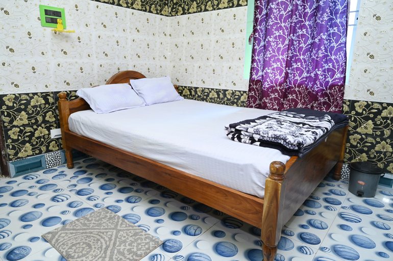 Bedroom 3, HOLIDAY INN, Puri