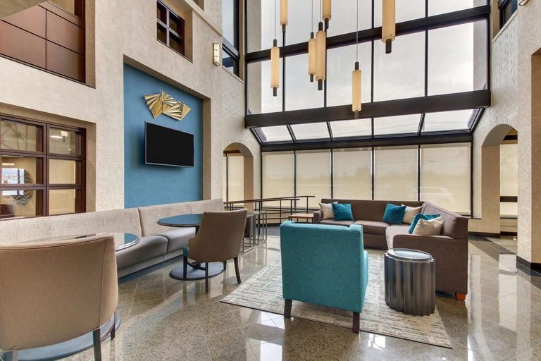 Public Area 2, Best Western Plus Indianapolis North at Pyramids, Marion