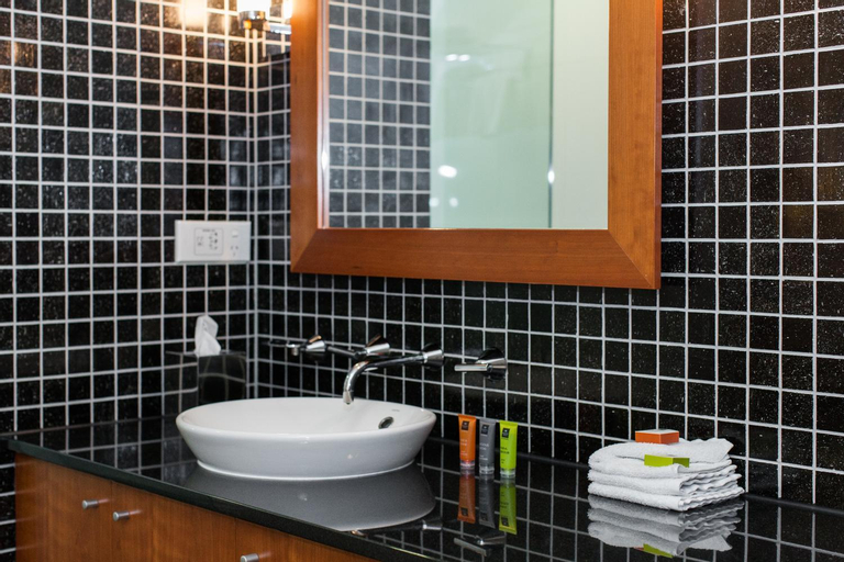 Bathroom 4