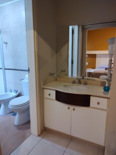 Bathroom 2, soleado apart hotel, San Rafael