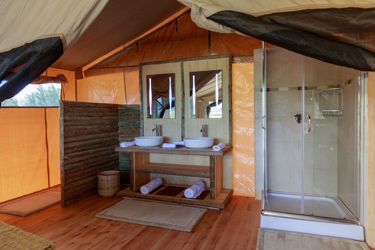 Bathroom 2, Glamping Kenya Mt. Kenya Lodge, Kieni