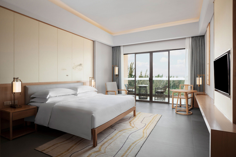 Bedroom 3, Sheraton Maoming Romantic Beach Resort, Maoming