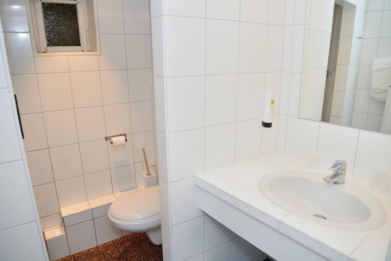 Others 2, EtC...Hotel, Bas-Rhin