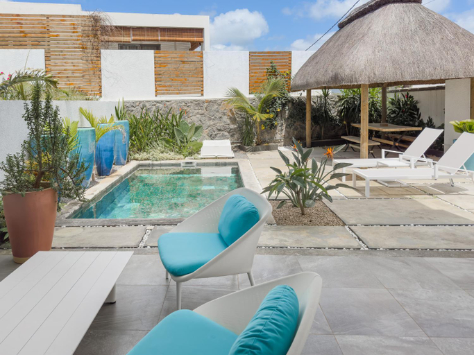 2, Residence Celestial - Premium 3 bedrooms Villa with volcanic stone Pool