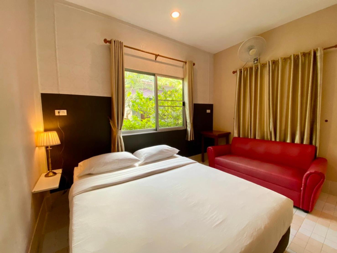 Bedroom 25