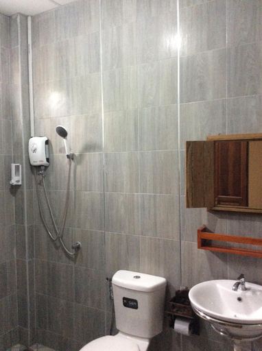 Bathroom 4, Siam Guesthouse, Muang Kanchanaburi