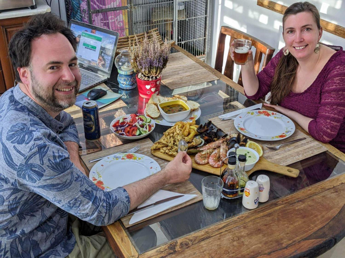 Food & Drinks 4, Sunshine Court Budget, Saint Paul's Bay