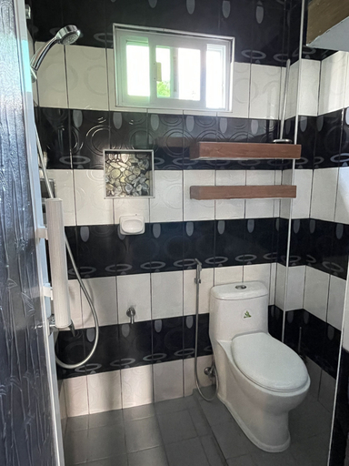 Bathroom 4, Italy Condotel Darasa, Tanauan City