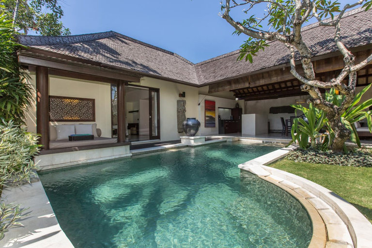 Swimming Pool 6