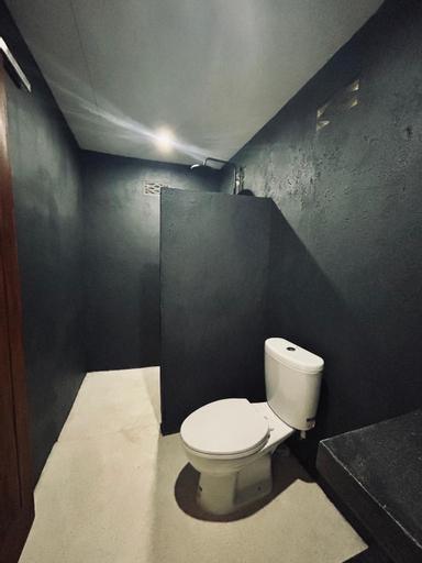 Bathroom 4