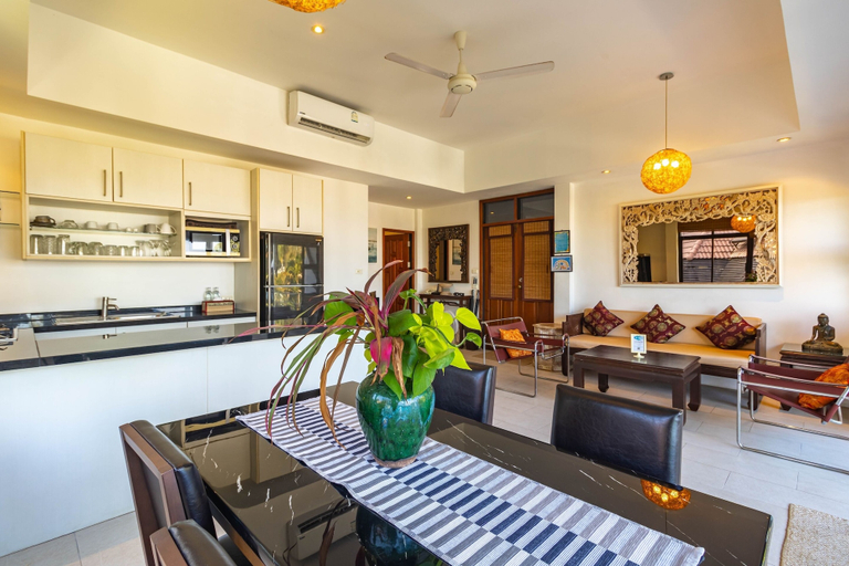 Food & Drinks 5, Kamala Beach Estate, Pulau Phuket