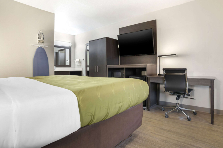 Bedroom 6